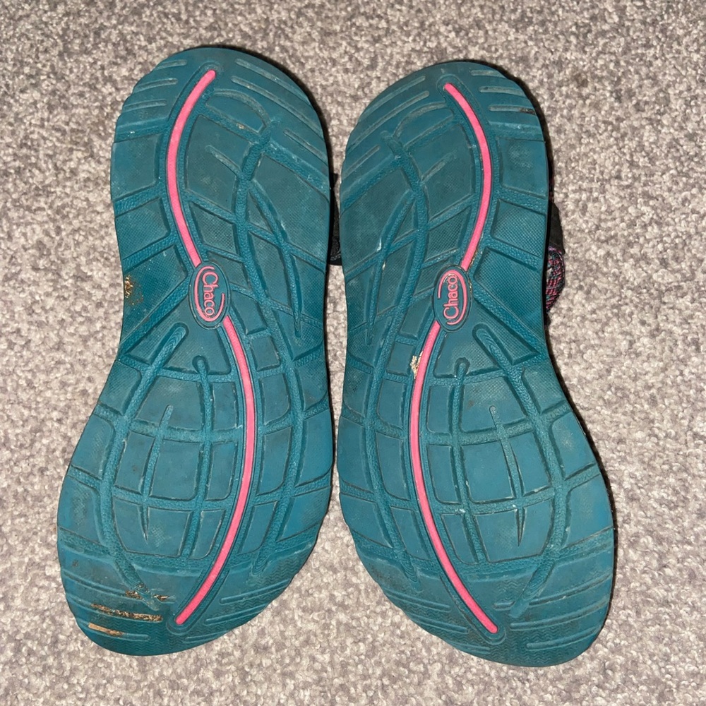 Chacos - Picture 2 of 3